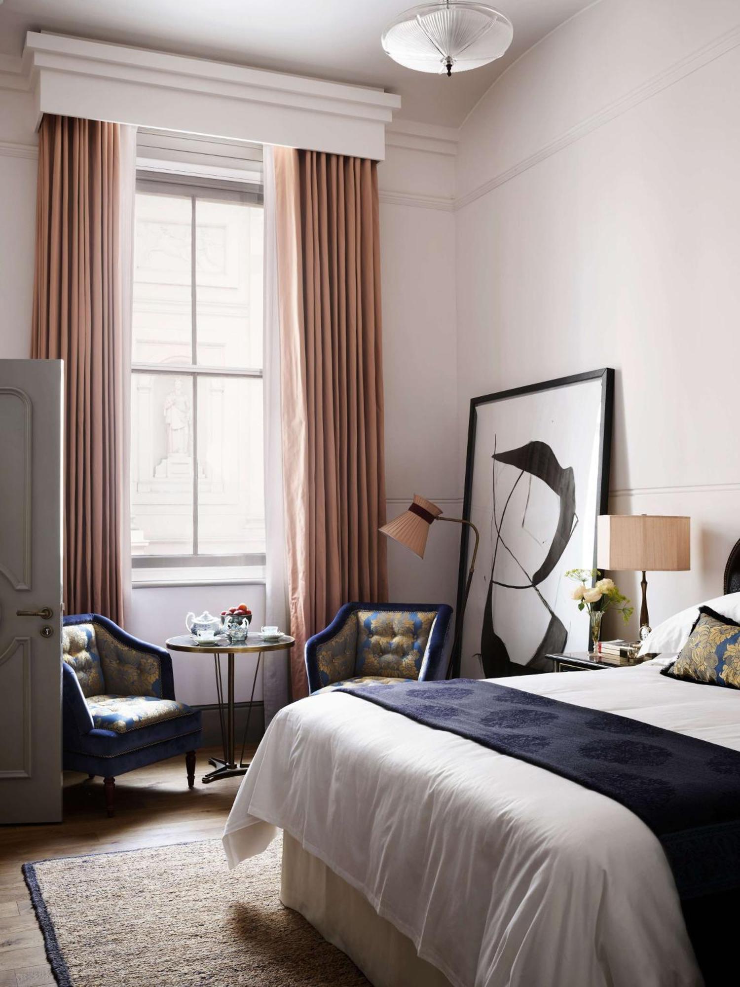 Nomad London酒店 外观 照片 A bedroom at the hotel